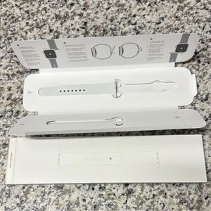 Apple White Sport Band box and bottom band M/ L